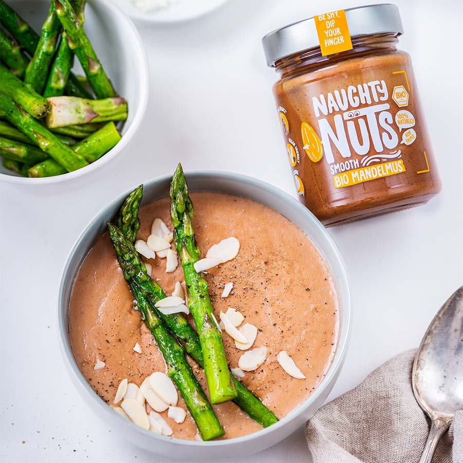 Vegane Spargelsuppe mit Naughty Nuts BIO Mandelmus Smooth